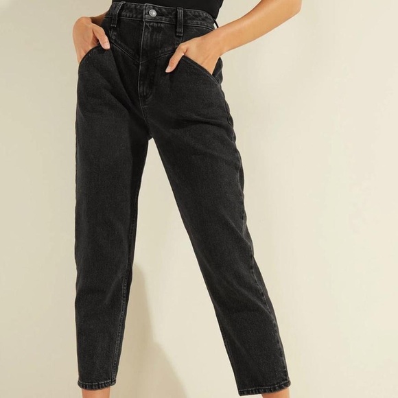 SOLD - BLACK GUESS ORIGINALS HIGH WAISTED MOM JEANS - Picture 3 of 5